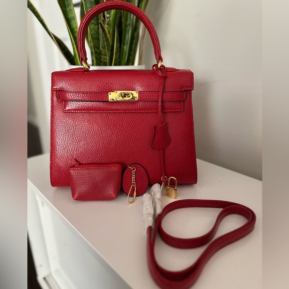 Italy Leather Bag - Picture 5 of 12